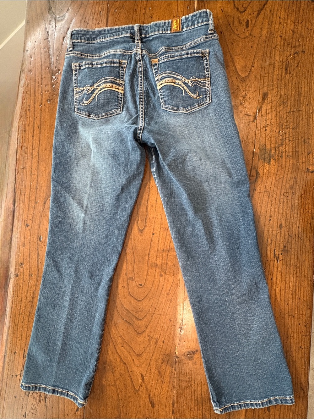 Wrangler Aura Instantly Slimming Bootcut Jeans Medium Wash Mid Rise Stretch Sz 8